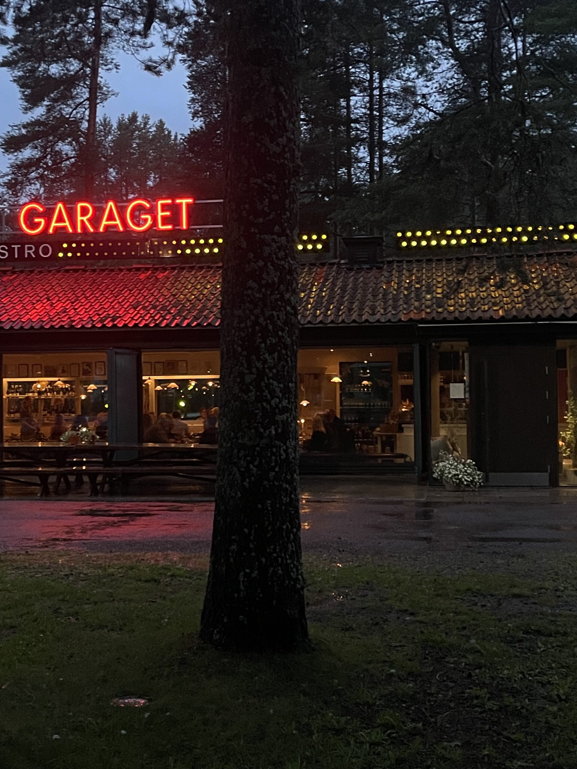 Garage Garage
